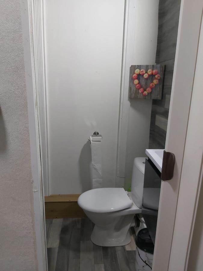 Sint-Pieters Station Rooms เกนต์ ภายนอก รูปภาพ